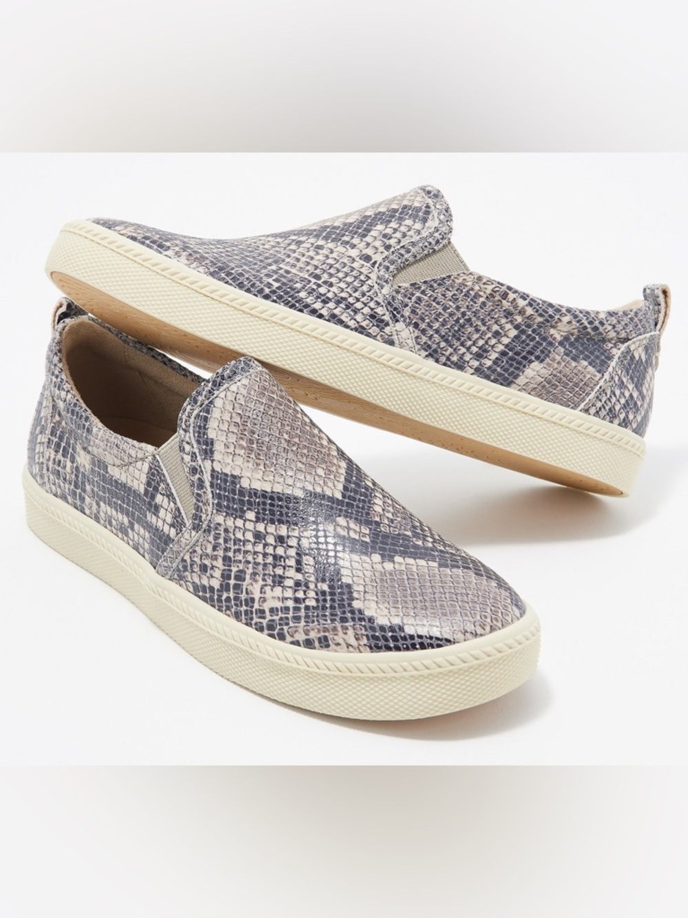 New Earth Snake Embossed Slip On Sneakers Zen Groove Comfort Casual Everyday 7.5